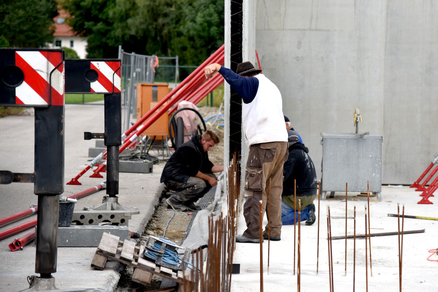 Aufstellen der Wände 21